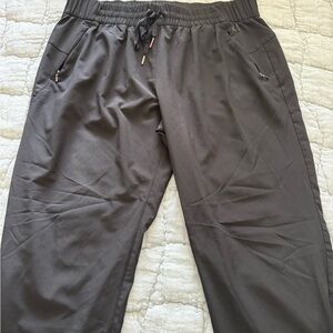 CALIA by Carrie Underwood Charcoal Cropped Pants